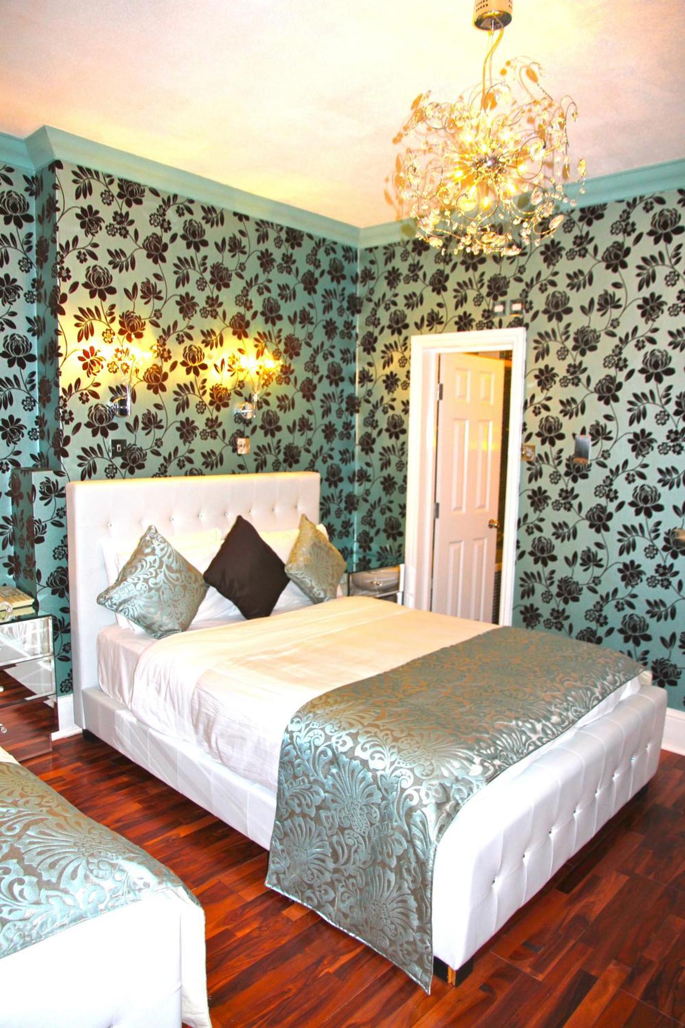 Crompton Guest House Χάνσλοου Εξωτερικό φωτογραφία