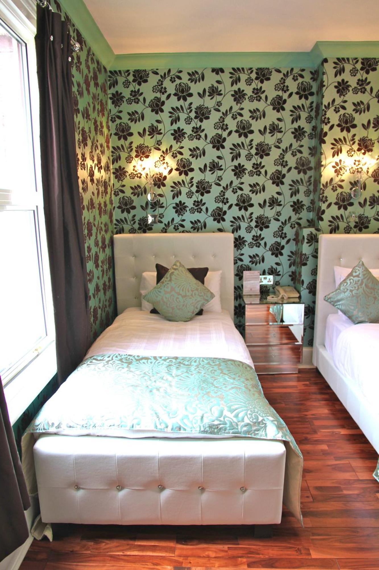 Crompton Guest House Χάνσλοου Εξωτερικό φωτογραφία