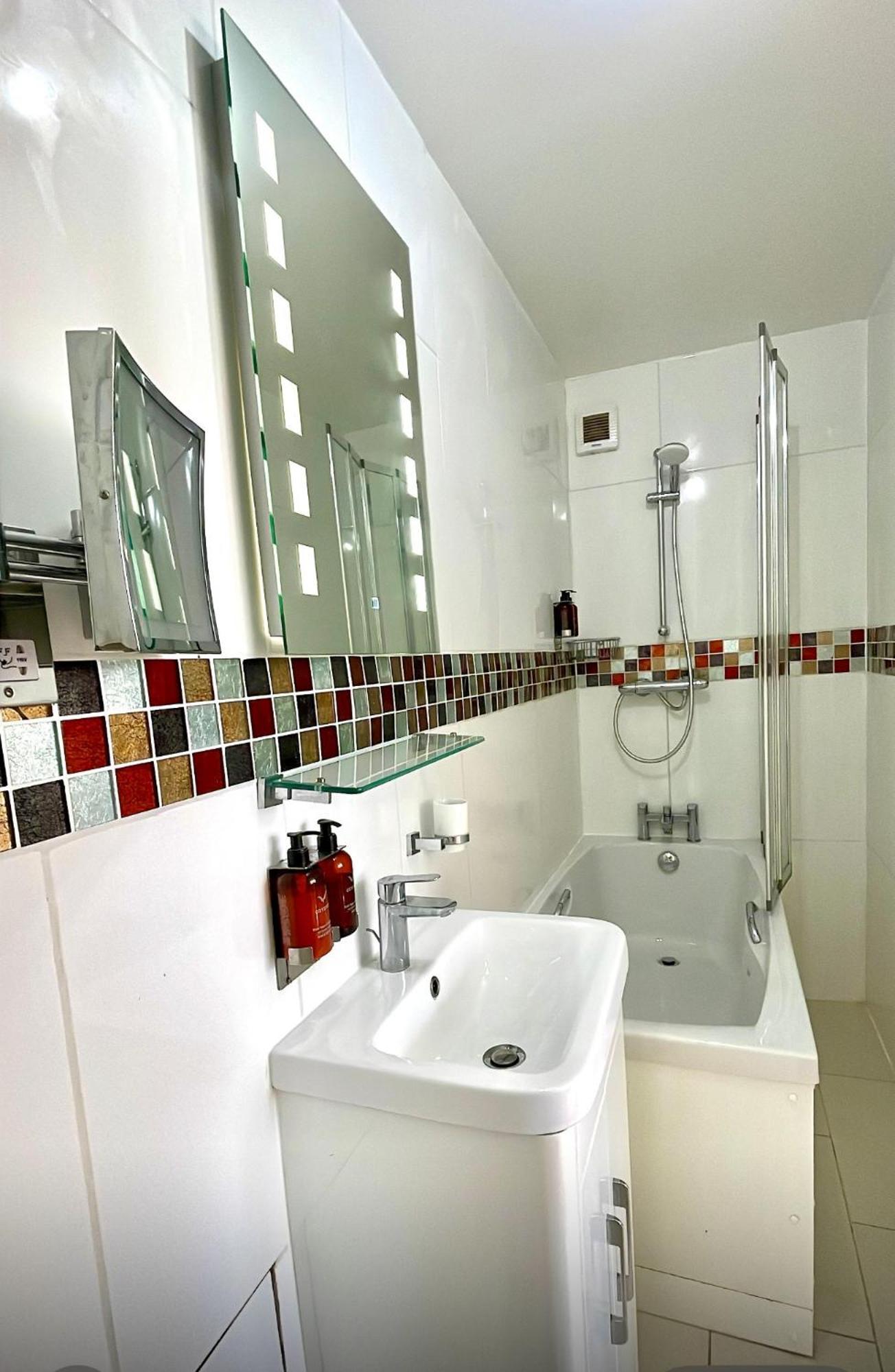 Crompton Guest House Χάνσλοου Εξωτερικό φωτογραφία