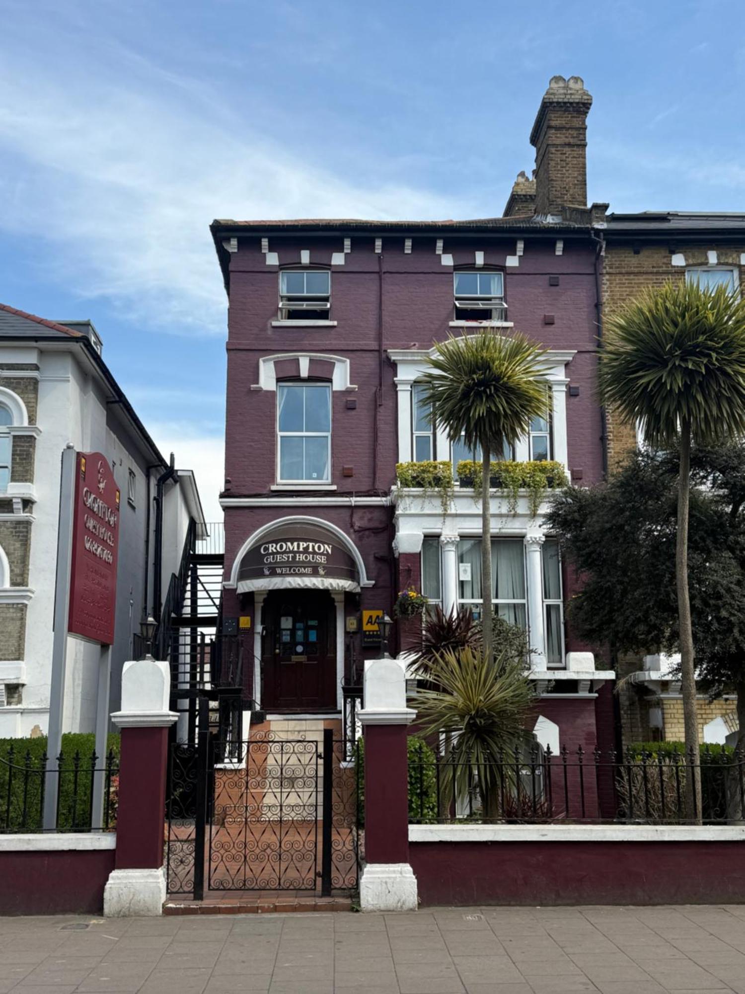 Crompton Guest House Χάνσλοου Εξωτερικό φωτογραφία
