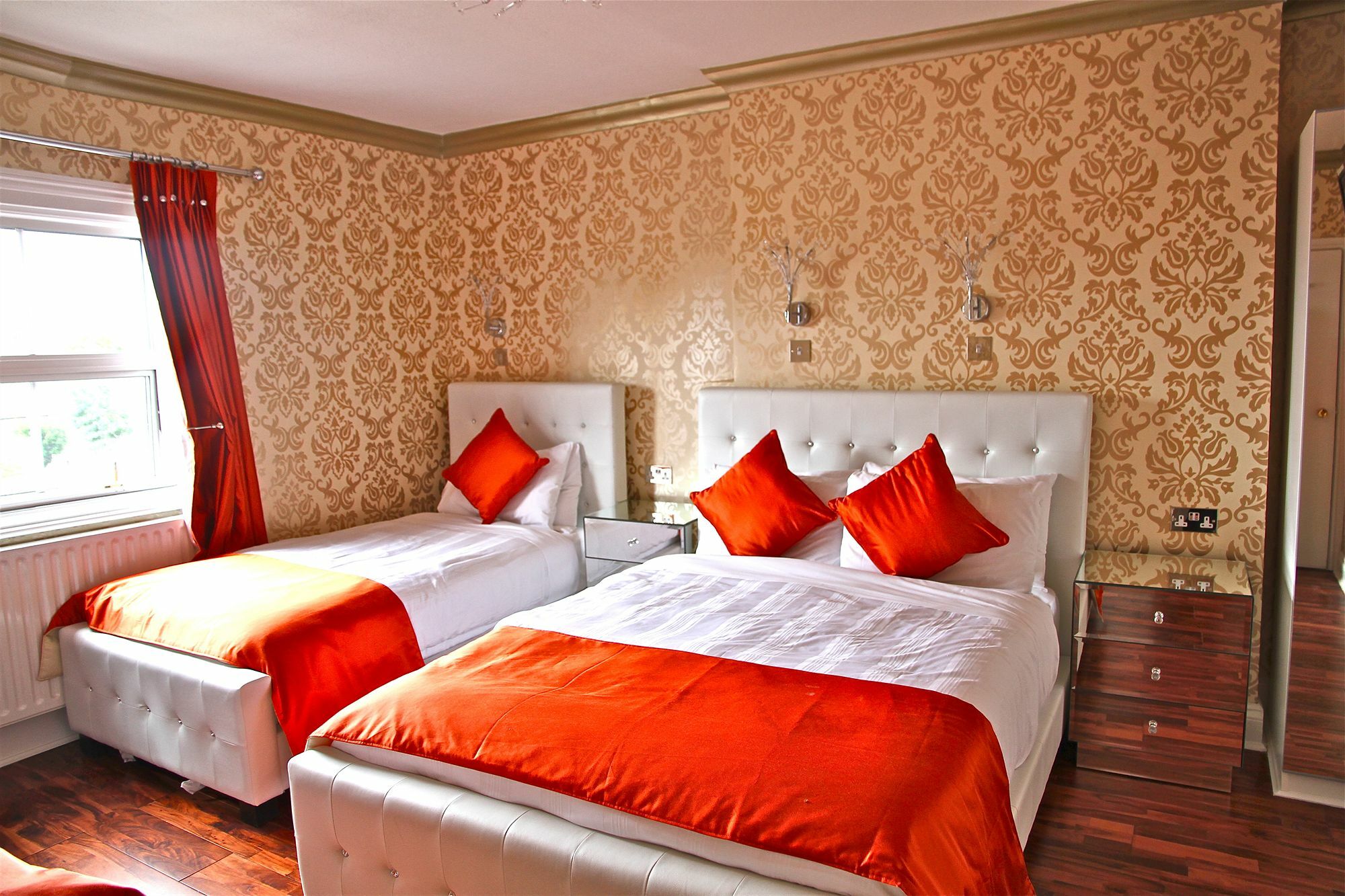 Crompton Guest House Χάνσλοου Εξωτερικό φωτογραφία